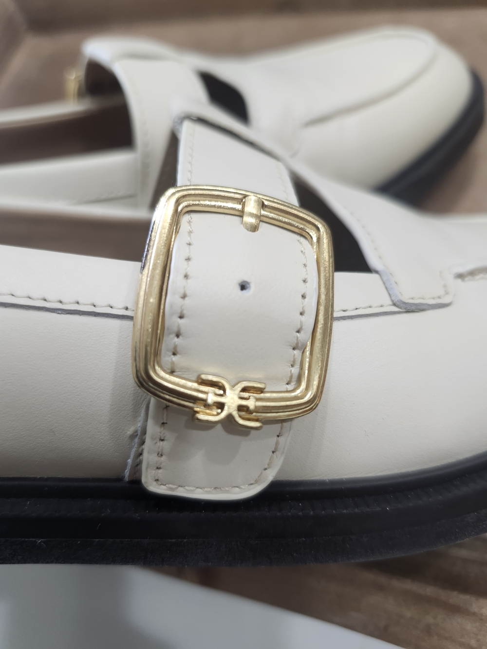 Sam Edelman Elaina Mary Jane Loafers Cream Leather T-Strap Gold Buckle Women's 8 - Picture 5 of 9